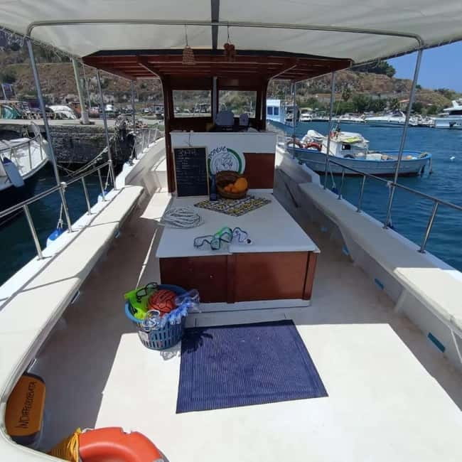 Coastal Sightseeing Cruise with Snorkeling and Aperitif - Key points at a glance