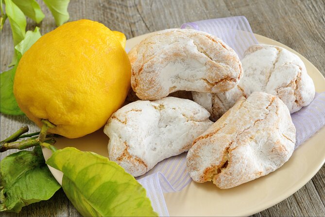 Course of Arancini and Almond Paste in Catania - Making arancini with Sicilian ingredients