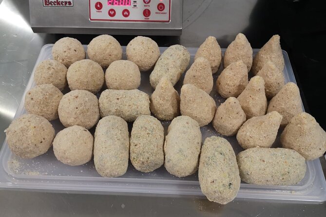 Course of Arancini and Almond Paste in Catania - Booking, allergies, and cancellation details