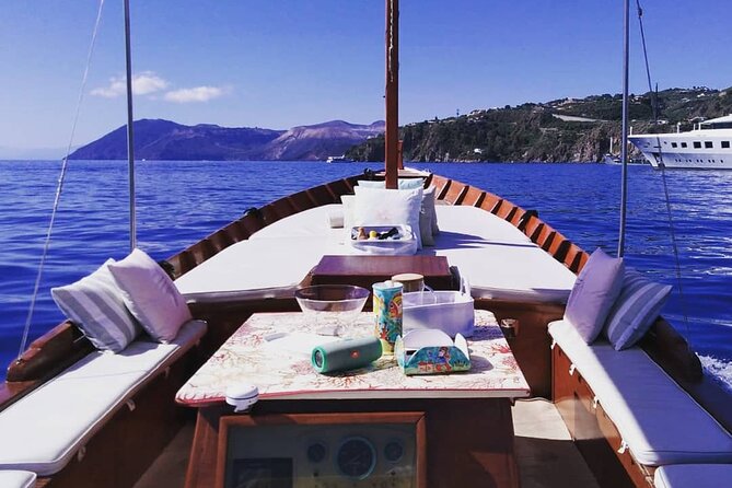 Discovering Lipari by boat (Private tour) - Praia di Vinci, a sea-access-only pause