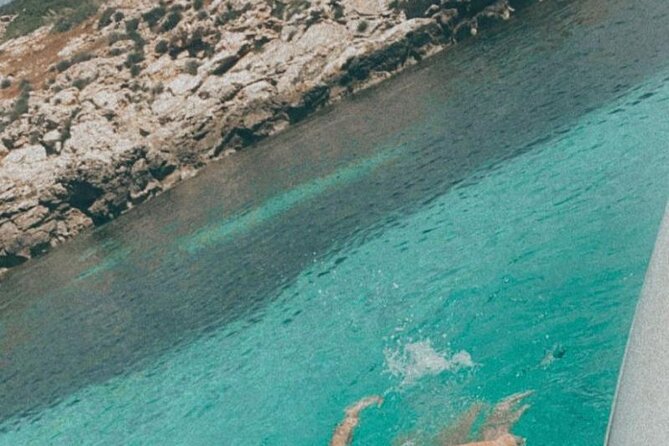 Egadi Islands Boat Tour: Favignana and Levanzo with Lunch - Favignana’s caves and the best photo stops