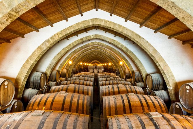 Erice & Marsala: Salt, Olive Oil & Wine with lunch included - A farmhouse lunch with olive oil and local food