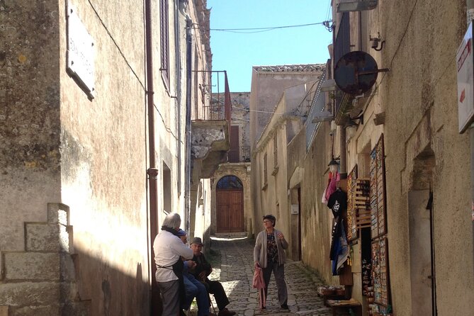 Erice walking-tour, the ancient village and local products (all incl) - From Trapani to Erice by private transportation