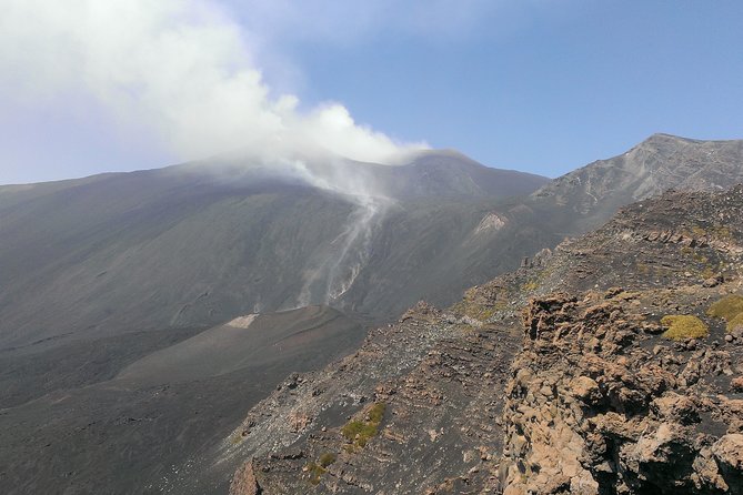 Etna and surroundings - Why the Silvestri Craters make a strong opening