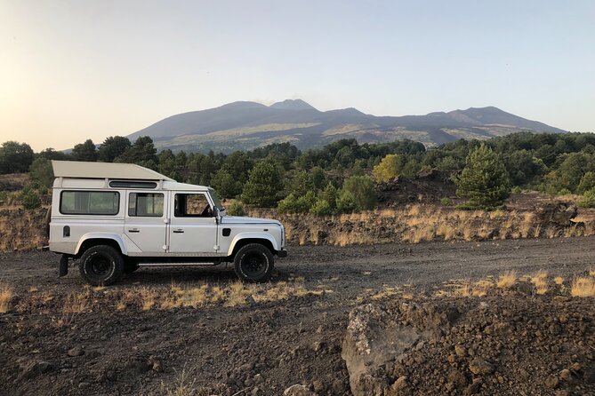Etna at sunset - 4x4 tour with Sicilian sweet aperitif - Sunset with Zibibbo and Sicilian sweets