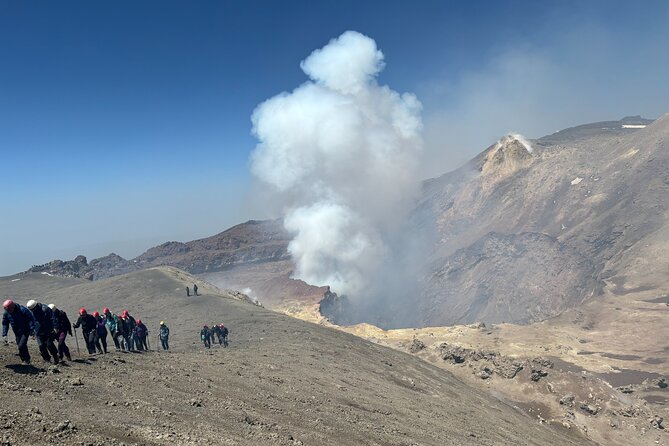 ETNA CENTRAL CRATER EXCURSION (3,345 m a.s.l.) - A guide-led walk adds real value
