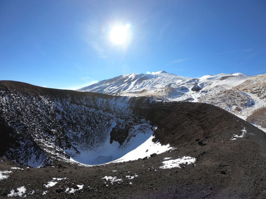 Etna: Craters of the 2002 Eruption Trekking Experience - The guide makes the difference