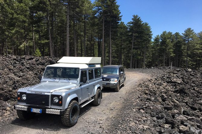 Etna Grantour - 4x4 & trekking - Private tour with lunch included - The Valle del Bove viewpoint