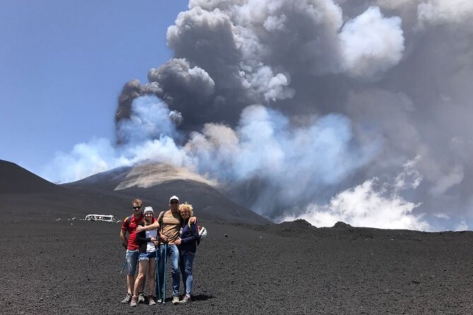 Etna guided excursion by Jeep - The 1992 lava flow at Piano dell’Acqua