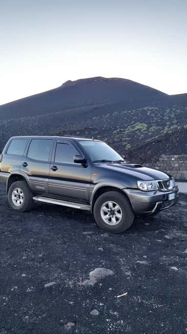Etna: Jeep excursion and trekking suitable for everyone. Shoes and jacket provided free of charge. - Plants, minerals, and different kinds of lava