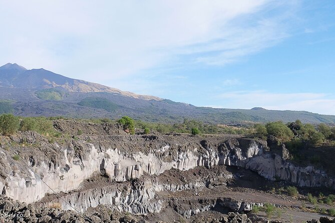 Etna Morning - Pickup Time 08:30 from your Hotel - What the guide adds to the volcano experience