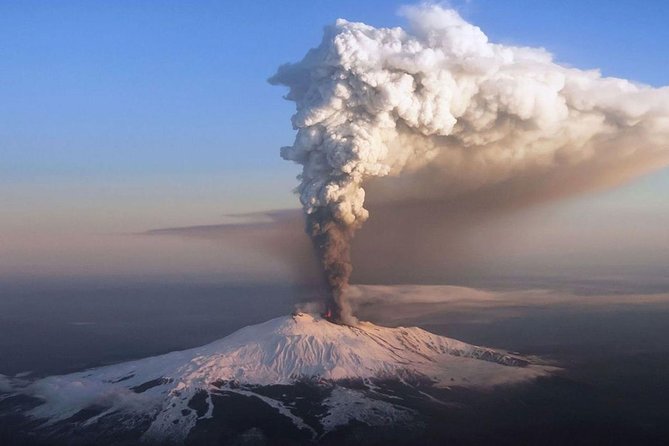 ETNA NORTH BASIC TOUR 2.000 mt - The optional jeep ride toward 2,840 meters