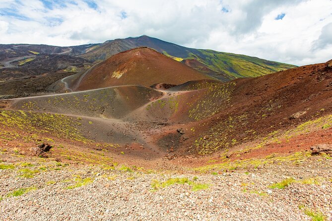 ETNA NORTH BASIC TOUR 2.000 mt - Walking from Pizzi Deneri to 2,900 meters