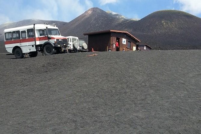 ETNA NORTH BASIC TOUR 2.000 mt - Who will get the most from this Etna tour
