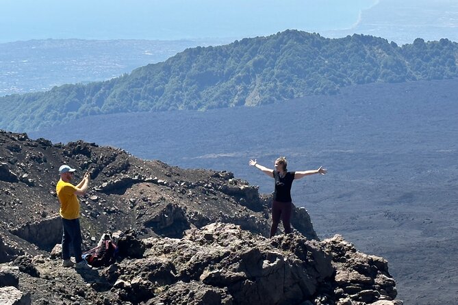Etna Private Tour and Excursion - Etna honey and wine near Zafferana Etnea