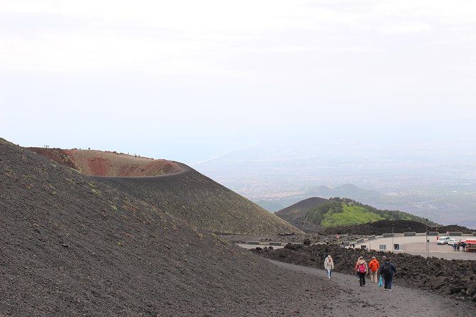 Etna & Taormina: Tasting, Cable car & off road to 2920m - Weather, clothing, and comfort