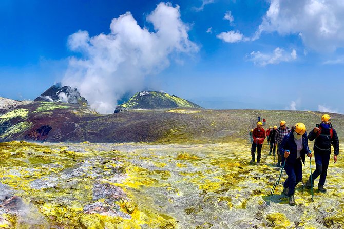 Etna - Trekking to the summit craters (only guide service) experienced hikers - What the price gives you, and what it does not