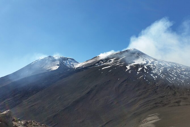 Etna trekking tour - Lava from 2002 and the Barbagallo Craters