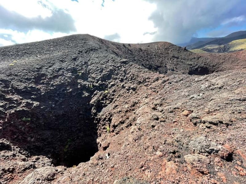 ETNA VOLCANO: Excursion to the Craters of 2002 - Why the 2002 craters make this walk special
