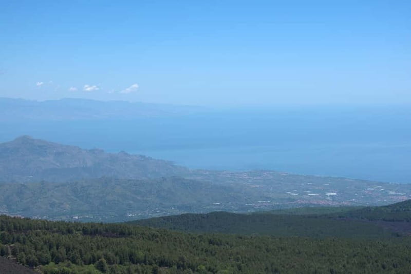 ETNA VOLCANO: Excursion to the Craters of 2002 - Reaching the four inactive craters