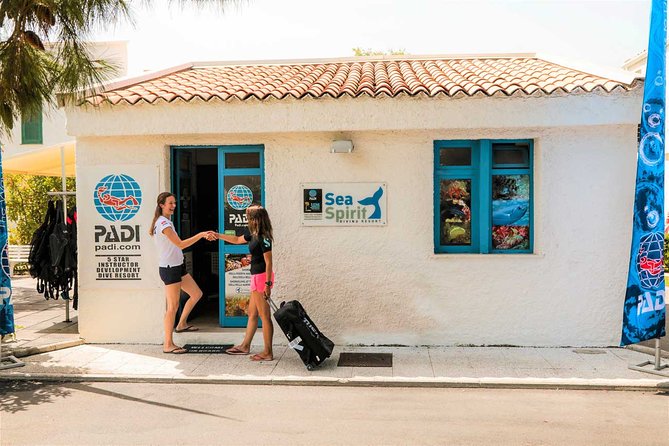 Exciting PADI Discover Scuba Diving Experience Isola Bella Marine Park Taormina - Your 8:00am start at Sea Spirit Diving Resort
