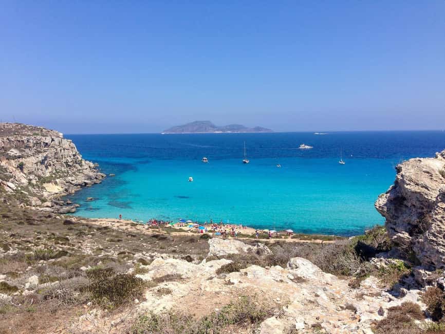 Favignana and Levanzo with Elisabetta II - Who will enjoy this trip most