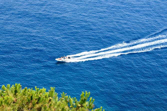 Favignana inflatable boat tour, wine tasting, snorkeling and relaxation - One hour in Favignana town