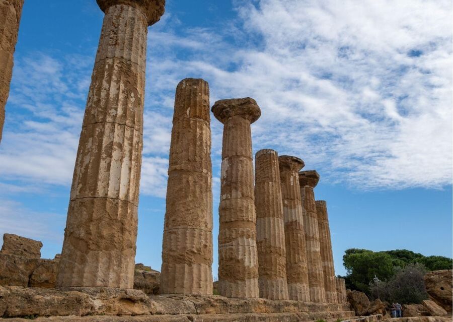 From Agrigento to Siracusa: Valley of Temples & Roman Villa - What the private transfer adds to the day