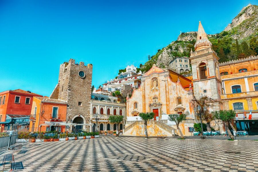 From Catania: Day Trip to Mount Etna and Taormina - Taormina’s old town in a short afternoon visit