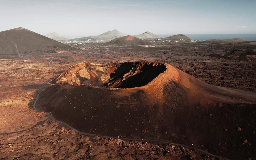 |FROM CATANIA| Etna and Taormina Tour [PRIVATE TOUR] - The morning drive toward Etna