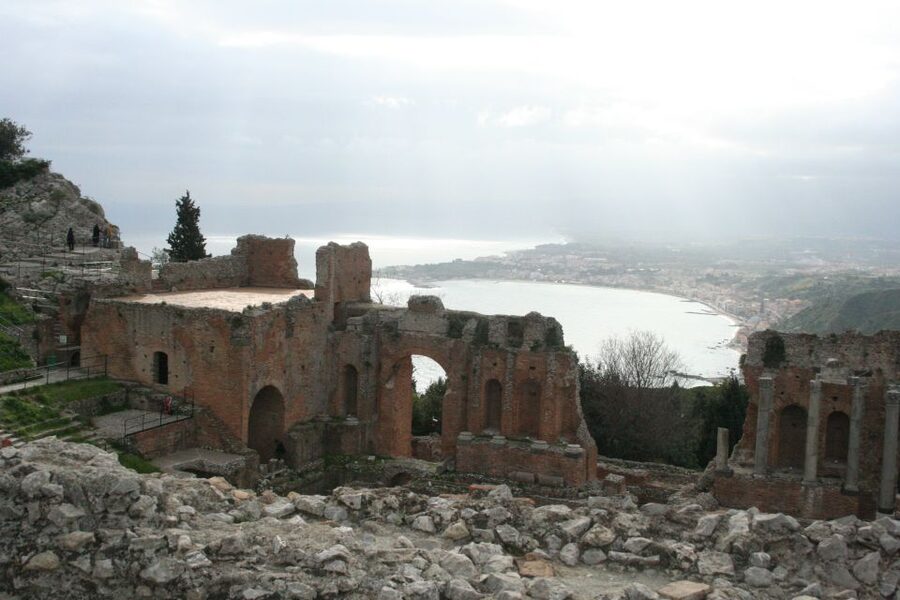 From Catania: Guided Tour of Mount Etna and Taormina - Practical advice before you book