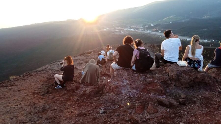 From Catania: Mount Etna Sunset Tour with Tasting and Cave - What the guides add to the experience