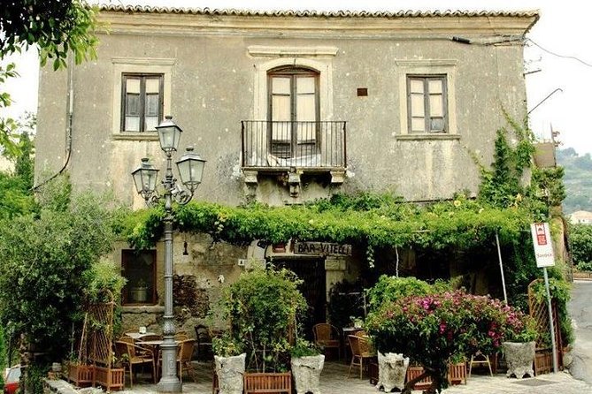 From Catania: Private/Guided Godfather with Appetizer and Pasta - Who should book this private Godfather tour