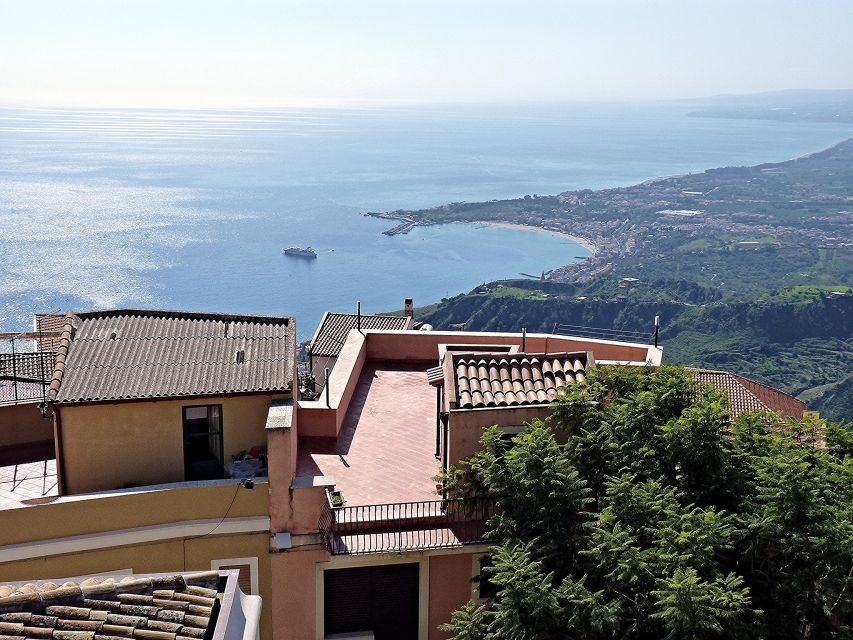 From Catania: White Lotus tour Taormina, Castelmola & Naxos - Key points at a glance