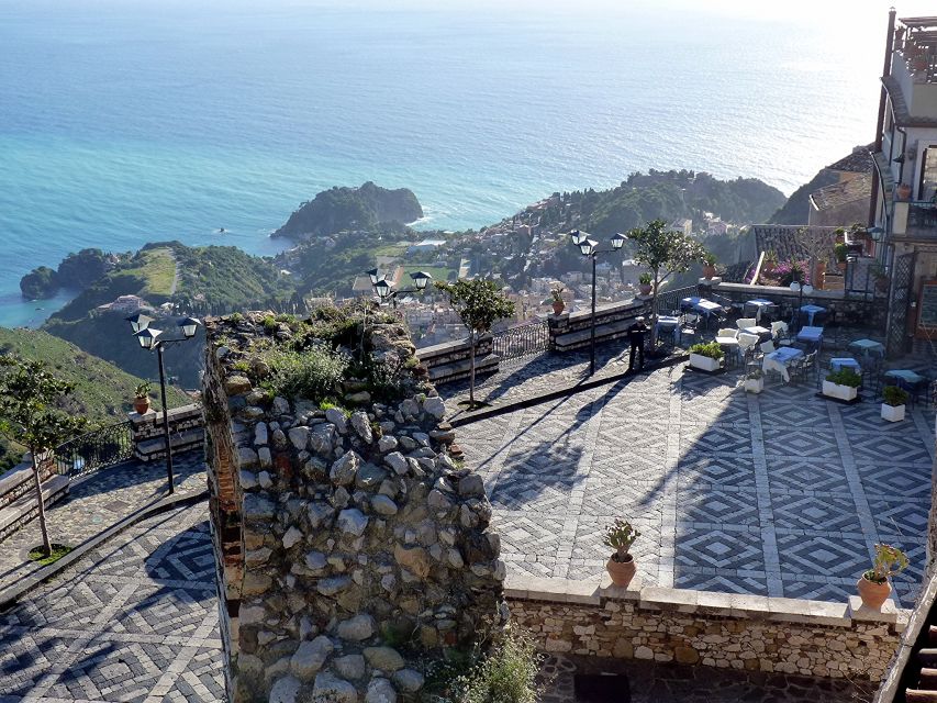 From Catania: White Lotus tour Taormina, Castelmola & Naxos - Why this route works from Catania