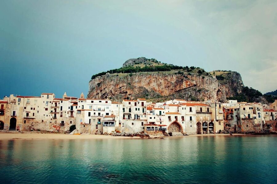 From Cefalù: Mini Cruise with Snorkel Stops, Drinks & Snacks - The crew and the feel on board