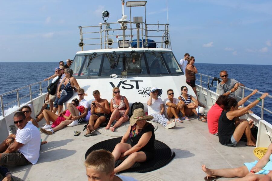 From Cefalù: Salina, Panarea, Stromboli Tour with Boat Ride - Panarea from 2:45 p.m. to 4:45 p.m.