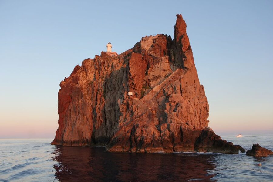 From Cefalù: Salina, Panarea, Stromboli Tour with Boat Ride - Who will enjoy this day most