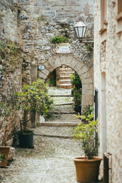 From Palermo: Day Trip to Erice, Segesta and Salt Pans - Who should choose this tour