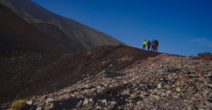 From Syracuse: Mount Etna Guided Morning Hike & Food Tasting - Why this Etna trip works from Syracuse