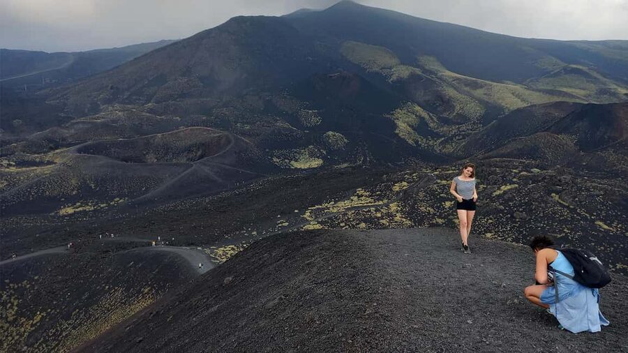 From Syracuse: Mount Etna Guided Morning Hike & Food Tasting - Inside Grotta dei Tre Livelli