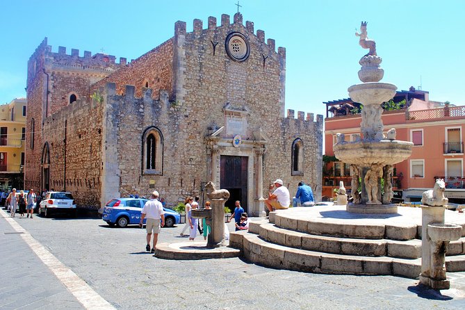 From Syracuse: Private Taormina and Castelmola tour with lunch - Lunch and what the price covers