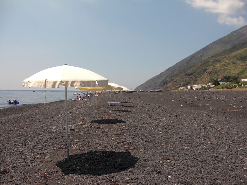 From Taormina: Chic Panarea and Stromboli Day Tour - How the day works for different kinds of visitors