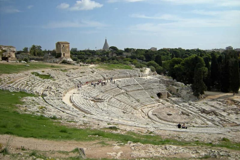 From Taormina: Full-Day Guided Tour of Syracuse - Why Syracuse makes a worthwhile day trip from Taormina