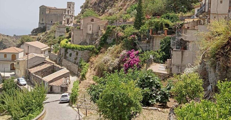 From Taormina or Messina Harbor: Private Godfather Tour - Bar Vitelli, granita, wine, and the wedding square