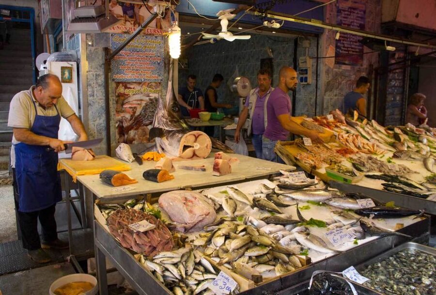 From Taormina: Palermo and Cefalù Day Trip - Il Capo market and Palermo’s local side