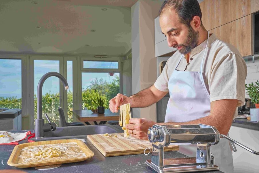 From the garden to the table: Sicilian cooking class - Cannoli as the Sweet Finish