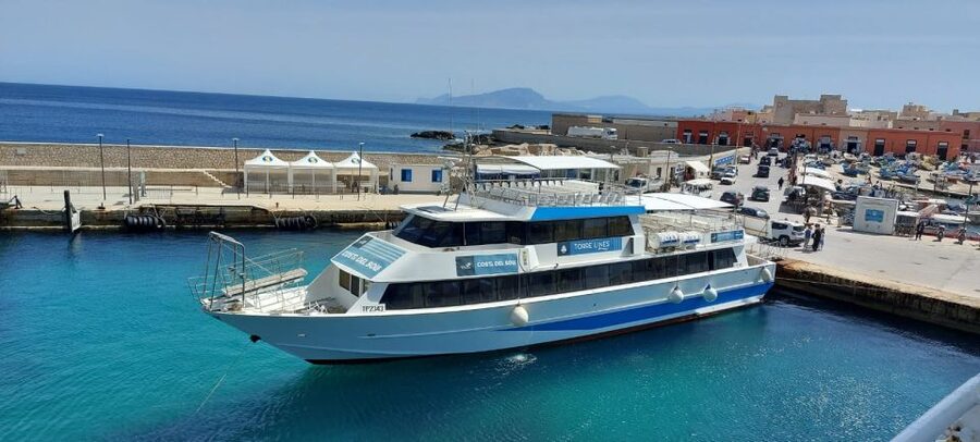 From Trapani: Favignana and Levanzo Mini Cruise with Lunch - A full day among the Egadi Islands