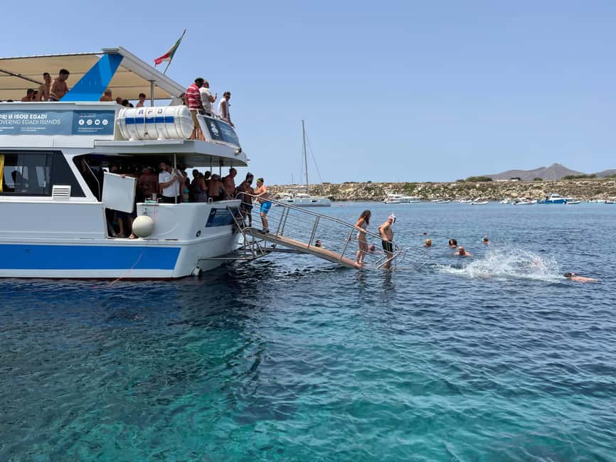 From Trapani: Favignana and Levanzo Shuttle Tour - The swim stop at Levanzo