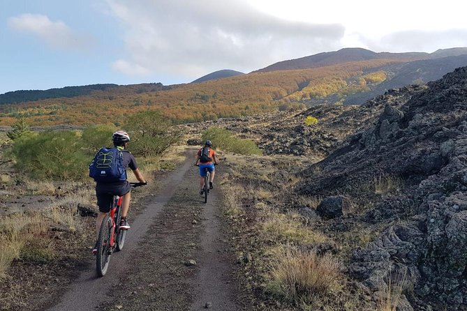 Full circuit of Etna by MTB small group - The e-bike and what the equipment means